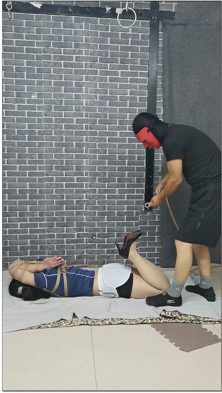 【飞天原创】柔柔三种超紧缚实验比赛,正在评比中 