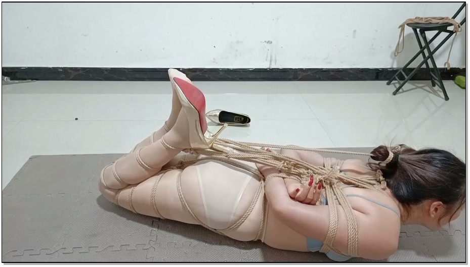 【飞天原创】小丽直臂驷马,五花驷马,日式驷马，疼的受不了，棒棒刺激GC至失禁 