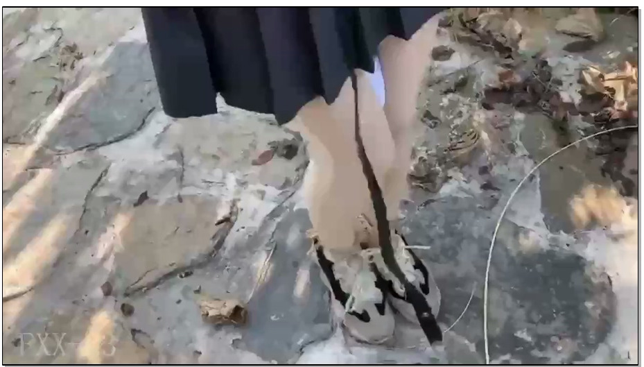 【FXX】凡小晓外出zentai kb tj tk 可爱的小嘟嘴忍不住想亲一口