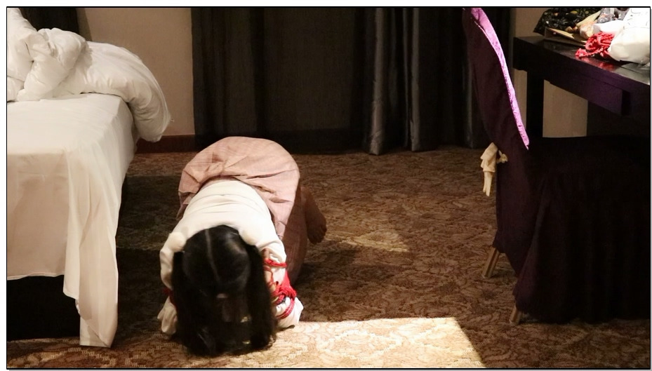 【咕咕精】稚犬 00后双马尾 训犬 爬行 骑乘