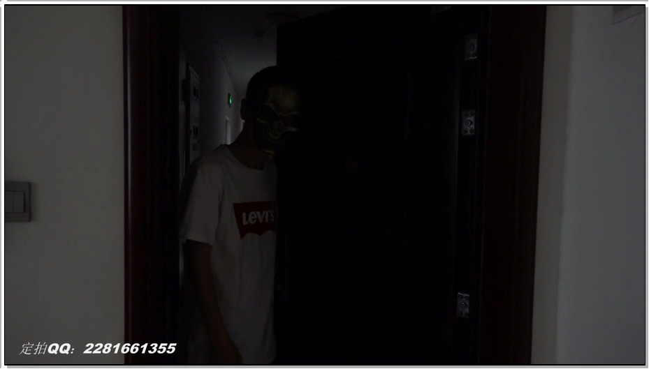 【灰鸟原创】爱上劫匪的少NU上集