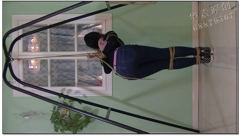 【华素原创】软妹! 牛仔裤！内裤袜！运动鞋！日式乱绑！,长时间捆绑挣扎！欺负sp！