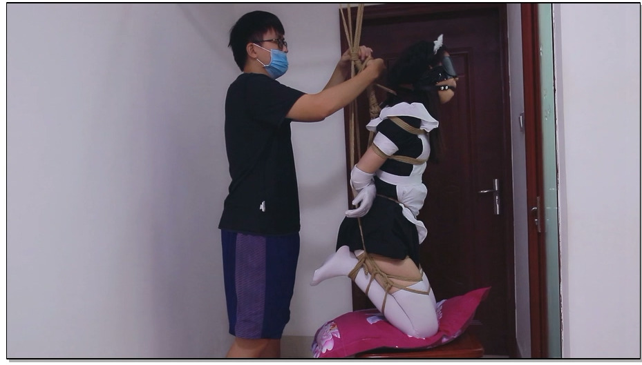 【HUI】白丝女仆吊缚