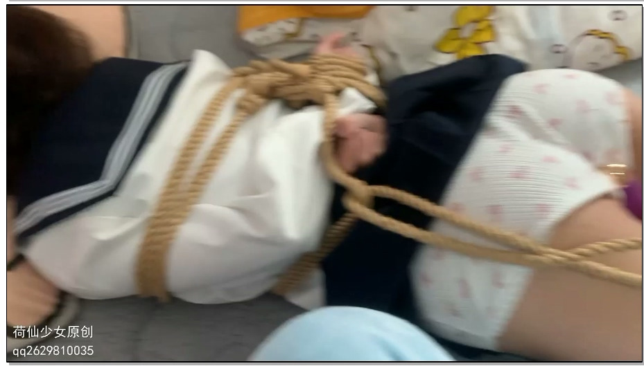 【荷仙美缚】女子校生紧缚物语，美少女の悲鸣