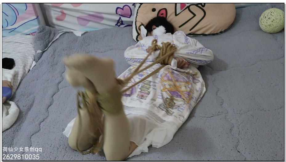 【荷仙美缚】菲然妹妹的脱缚挑战 在黑暗中挣脱绳索