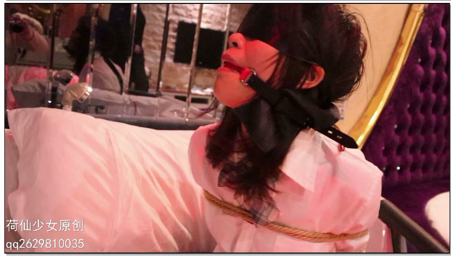 【荷仙美缚】浴缸里的优等生 学霸沐雪的紧缚放置tk，不停的摇头移动白丝玉足的的挣扎..