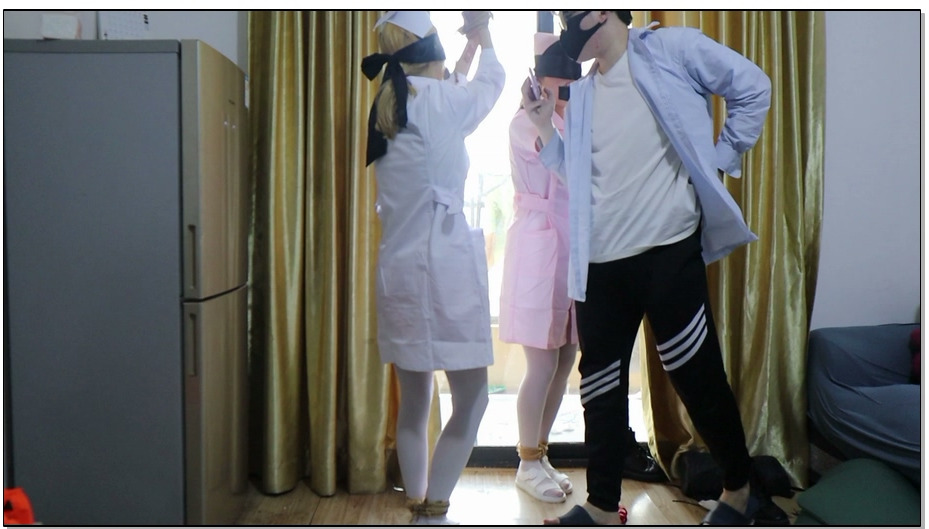 【荷仙美缚】白衣+粉衣护士姐妹的双白丝惩罚游戏——要求必须手触碰到身体的任何部位
