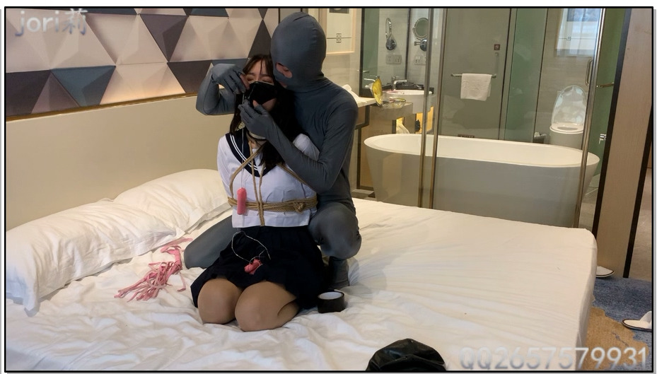 【jori莉原创】JK丝袜少女的受虐日记—制服诱惑-多tiaodan塞入，挣扎喊叫