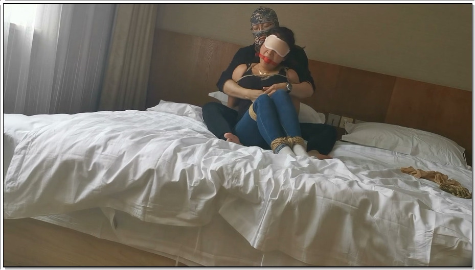 【JS原创】酒店遇险-驷马捆 袜子塞嘴 口球 吻足 玩具刺激