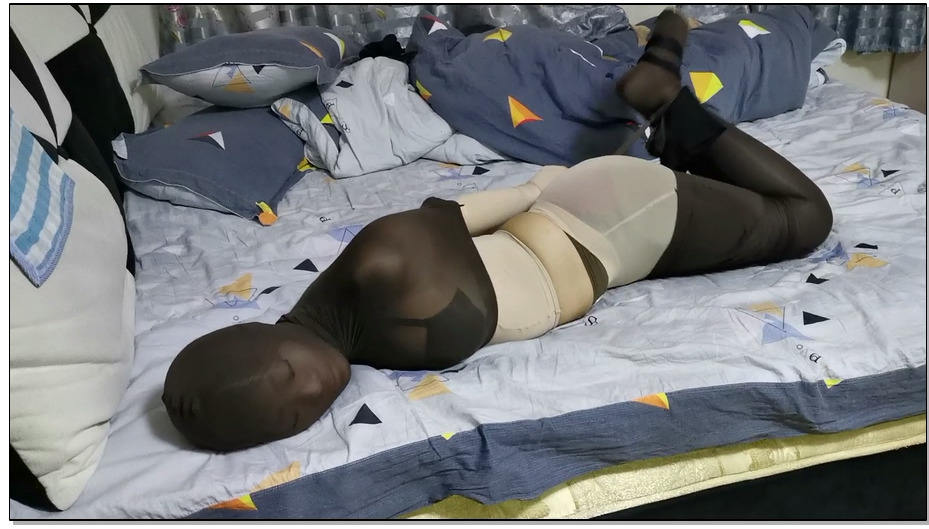 【JS原创】凌薇丝 袜全包驷马捆绑 TD