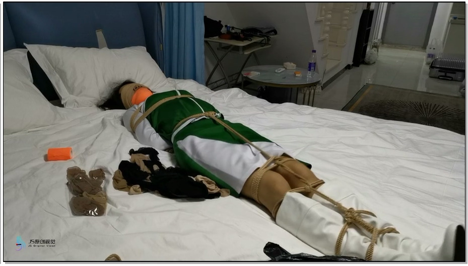 【JS原创】艾可 丝袜销售员2 上 女销售上门推销，被下药迷晕 惨遭捆绑囚禁QJ折磨