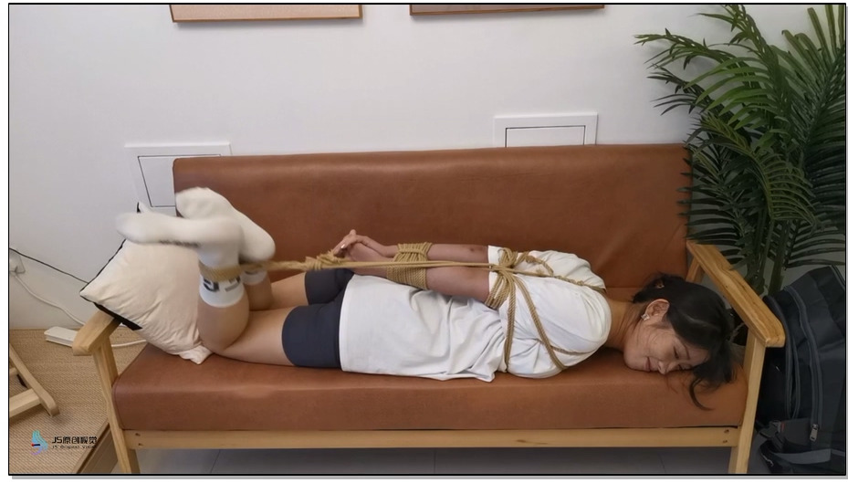 【JS原创】艾可 被练手的小白鼠-女女捆绑-驷马-棉袜