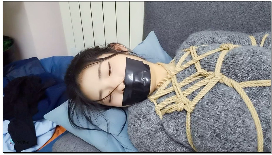 【JS原创】玖念 新模首秀 报复女上司 高冷女上司得罪下属惨遭报复全身紧缚原味堵嘴棉