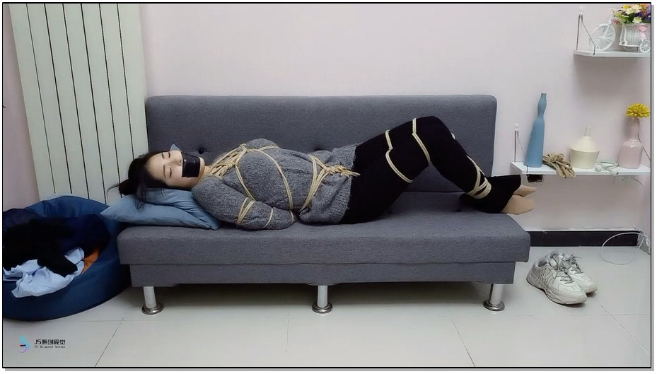 【JS原创】玖念 新模首秀 报复女上司 高冷女上司得罪下属惨遭报复全身紧缚原味堵嘴棉