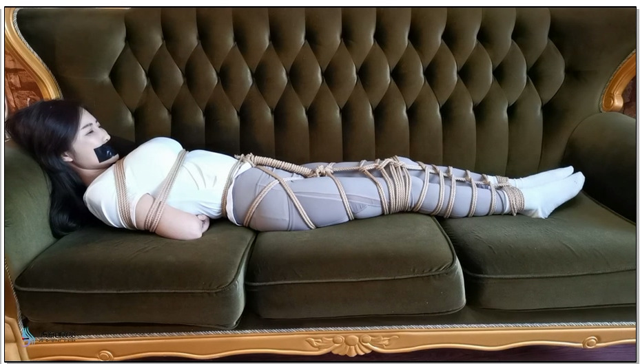 【JS原创】入室劫案2 瑜伽少女忘记锁门，被歹徒入室捆绑劫持