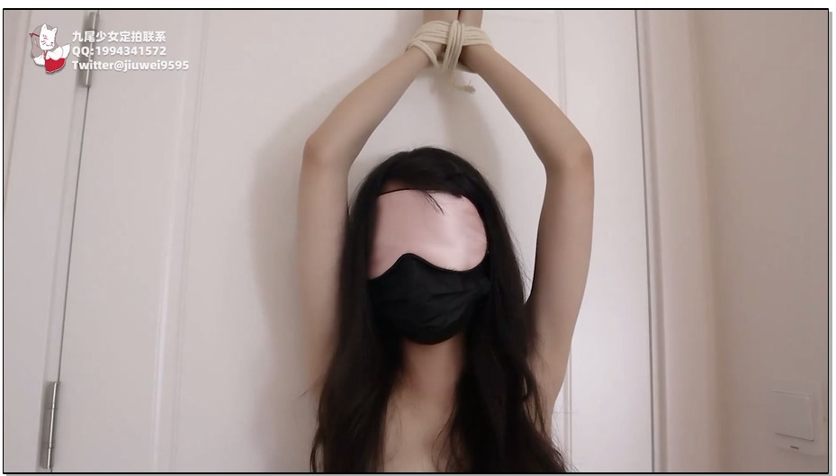【九尾少女】定拍连身情趣丝袜，双手吊缚捆绑扭动+震动刺激