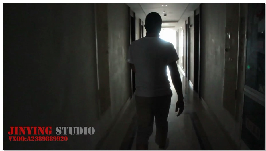 【金鹰绳艺】美女出差住酒店被抢劫，劫财没有变劫色,叫来朋友玩