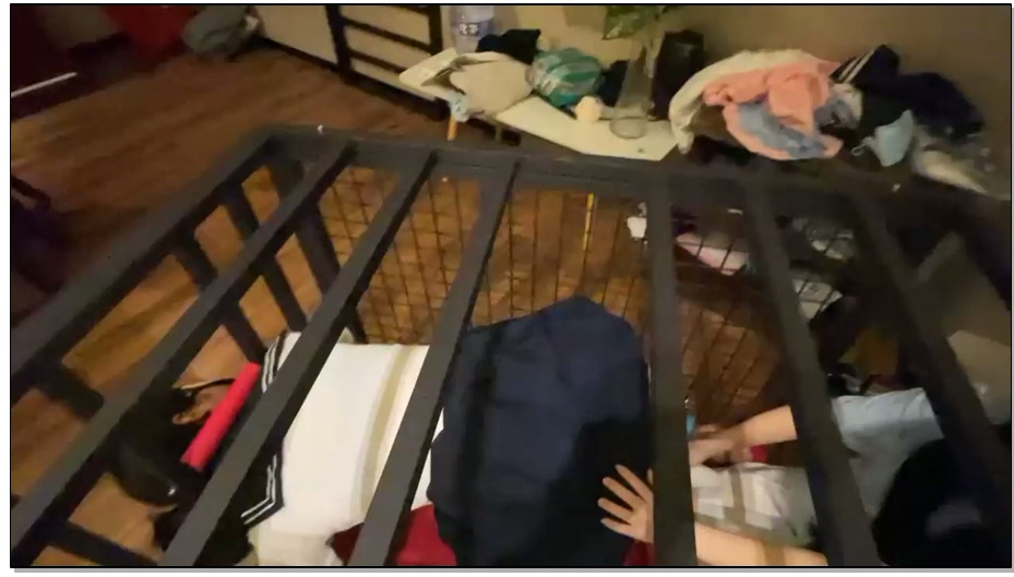 【杰仔】小茜的惩罚与梦境 镣铐＋百合+笼子禁锢+强高