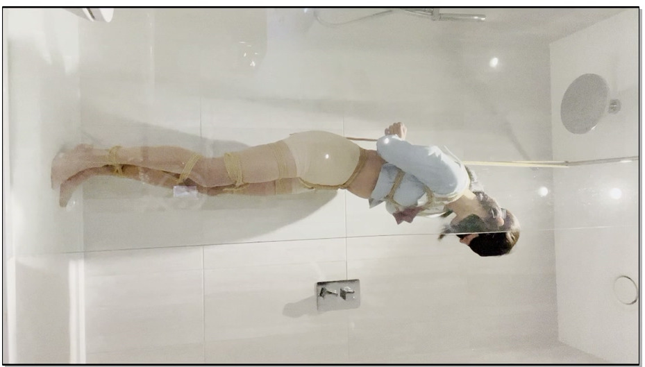 【柯柯原创】吊缚特辑，强制踮脚罚站！并腿+单脚两种吊绑、JK水手服、OL、迷你上衣