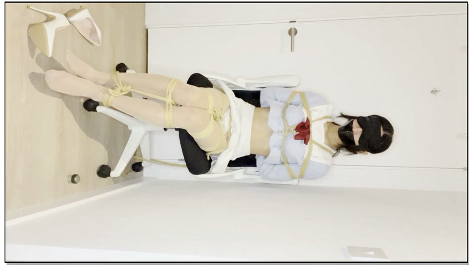 【柯柯原创】定拍逃脱魔术 （JK、OL、肉丝、高跟鞋、椅子固定、挣扎逃脱）