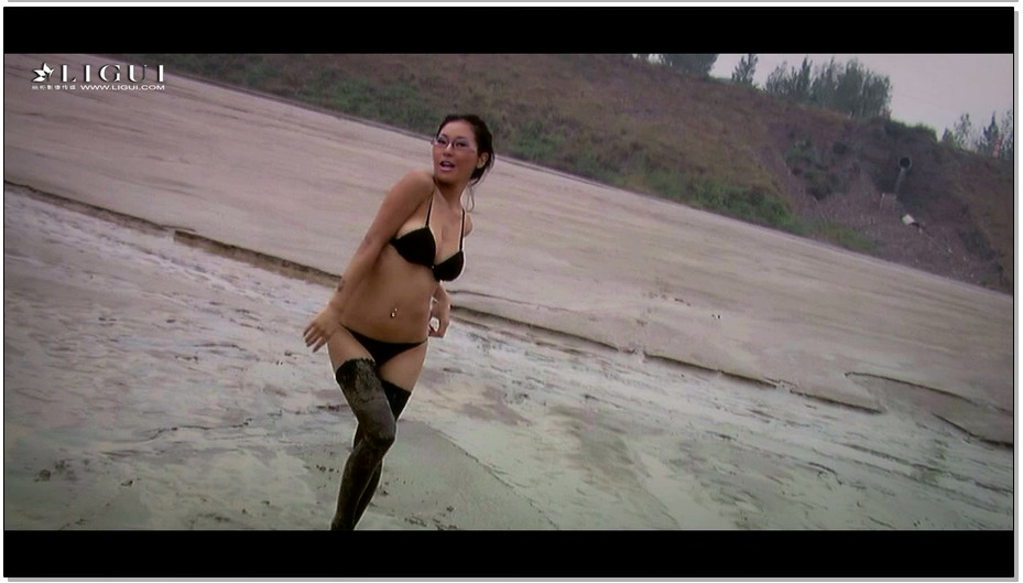 【丽柜美束】雨中流沙 COCO