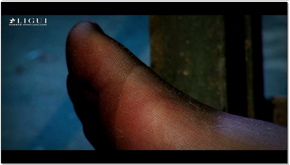 【丽柜美束】桃子-囚欲密室紧束