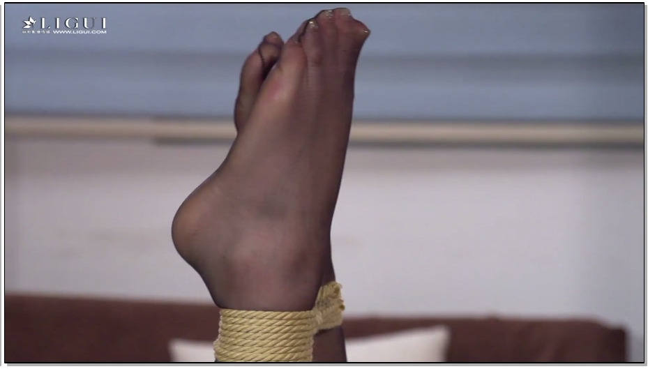 【丽柜美束】2018.7.10 然然职场OL紧缚（原版官方视频）