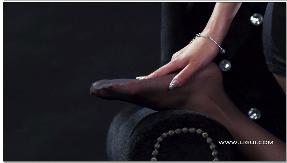 【丽柜美束】颜丝香茧 轩轩