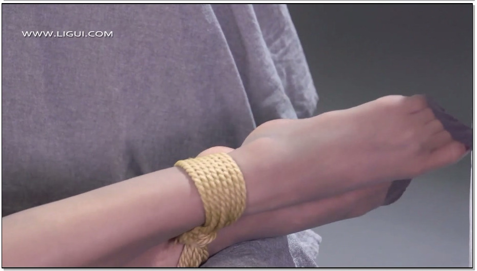 【丽柜美束】颤抖的花蕊