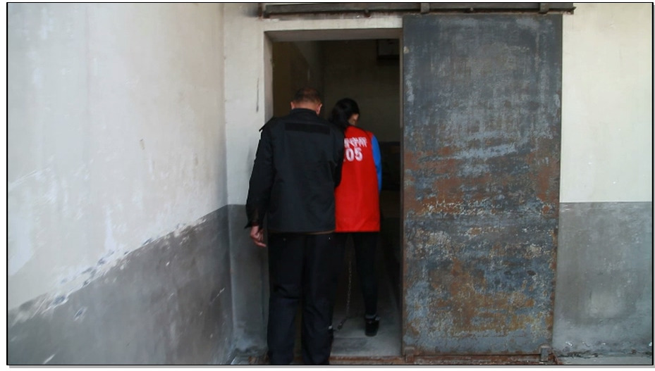 【梨花雨】女囚犯