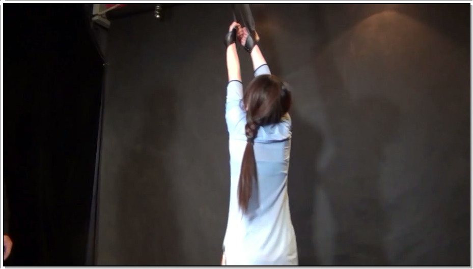 【丽佳美亚】新江姐之Angel 旗袍,五花大绑,铁镣,押解,老虎凳,吊打,裸足,鞭打,拖行