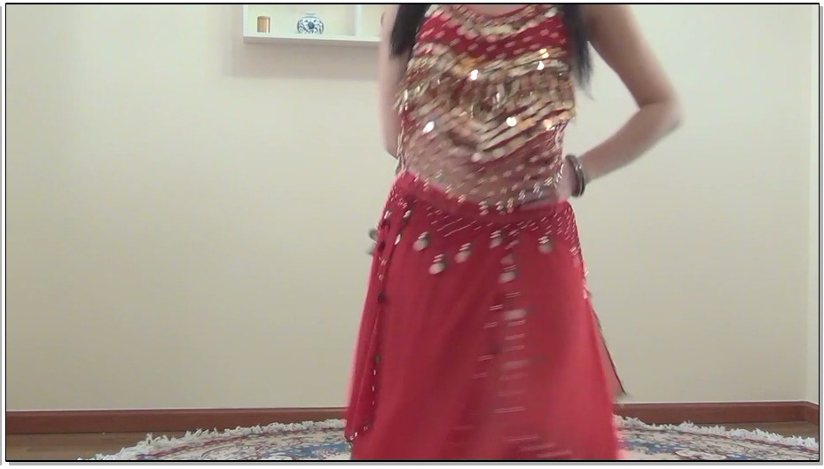 【丽佳美亚】小猫的初舞：镣铐束缚肚皮舞 