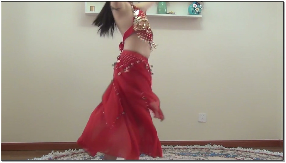 【丽佳美亚】小猫的初舞：镣铐束缚肚皮舞 