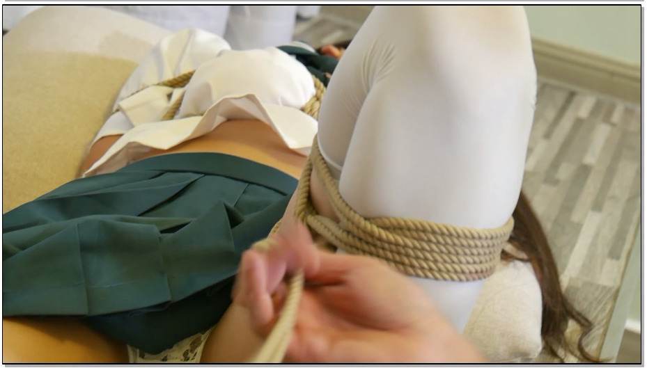 【猎美工作室】玩弄白丝女学生01 水手服女学生被捆绑玩弄~揉捏丰胸和丝袜美腿 美女卖…