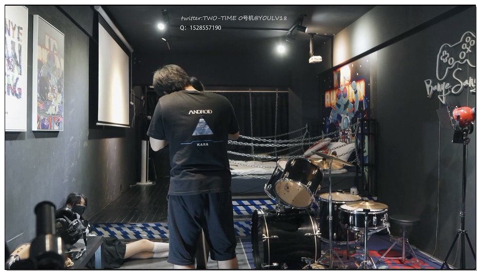 【LMXY】10号机+1号机 90分钟 公开处刑 图上大腿和臀部全是痕迹和淤青 亲自上手给与强..