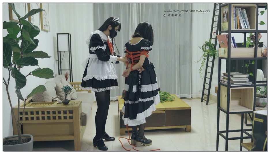 【LMXY】无内 新手双女仆 捆绑 拍照 棒棒初尝试