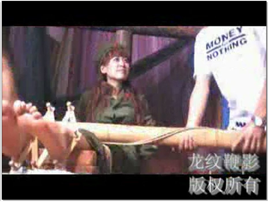 【龙纹鞭影】坚强的女兵1 小茜