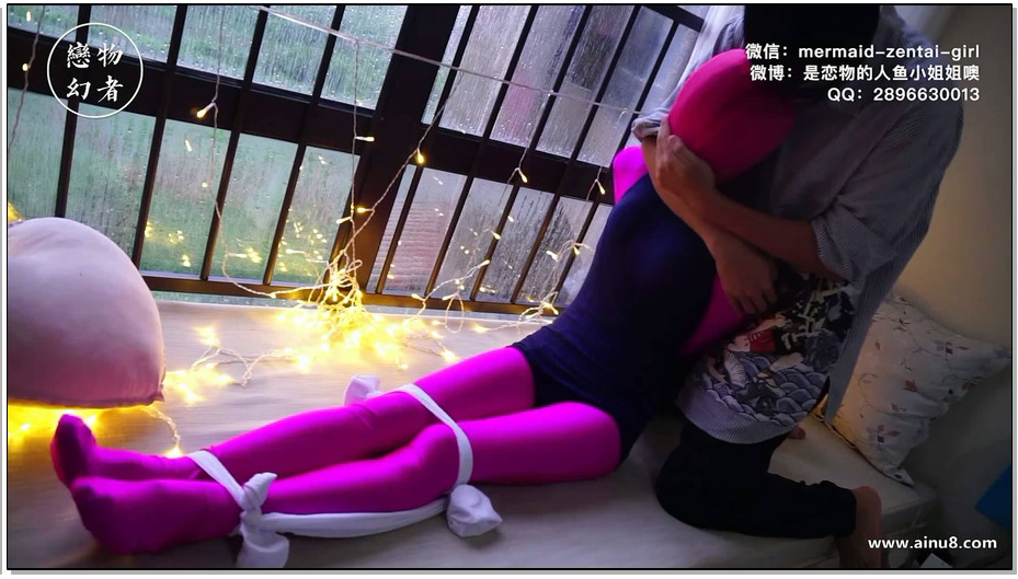 【恋物幻者】丫丫 两件zentai+单手套死库水+白丝勒嘴套头+两层泳帽套头+黑色sm头套一…