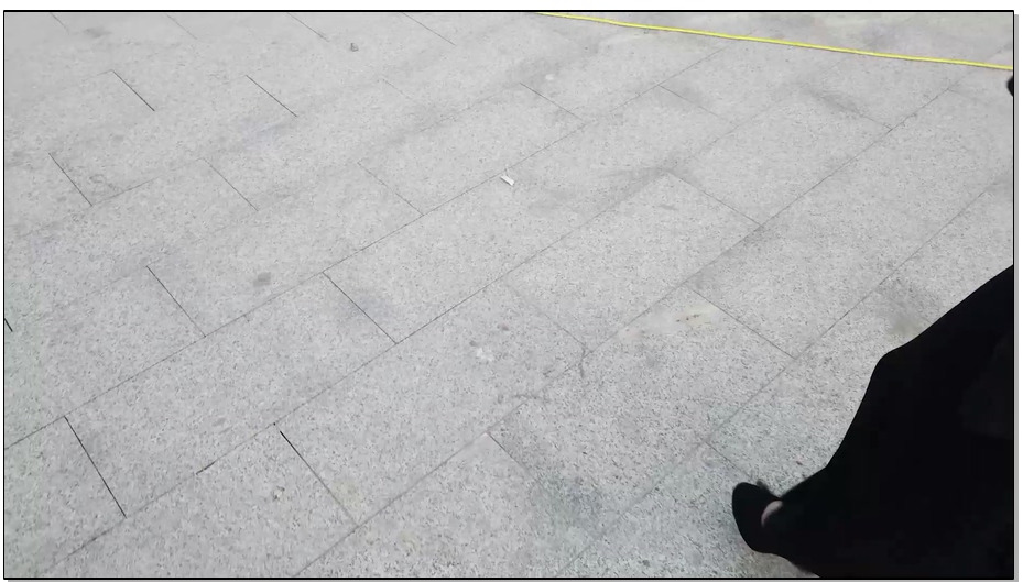 【魔法摄影】小翼 裙子里的秘密3 户外购物