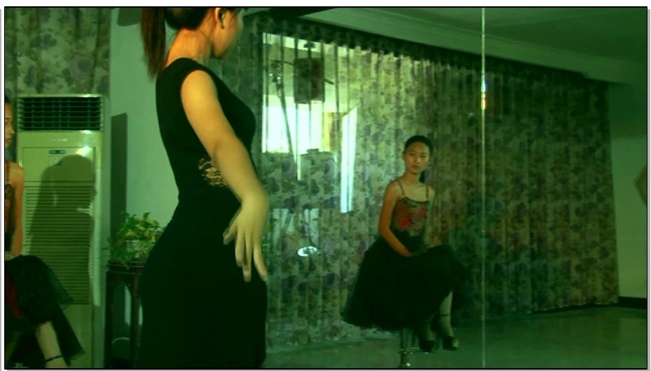 【MJ影视】疯狂的报复上 梅晓晨 倾心