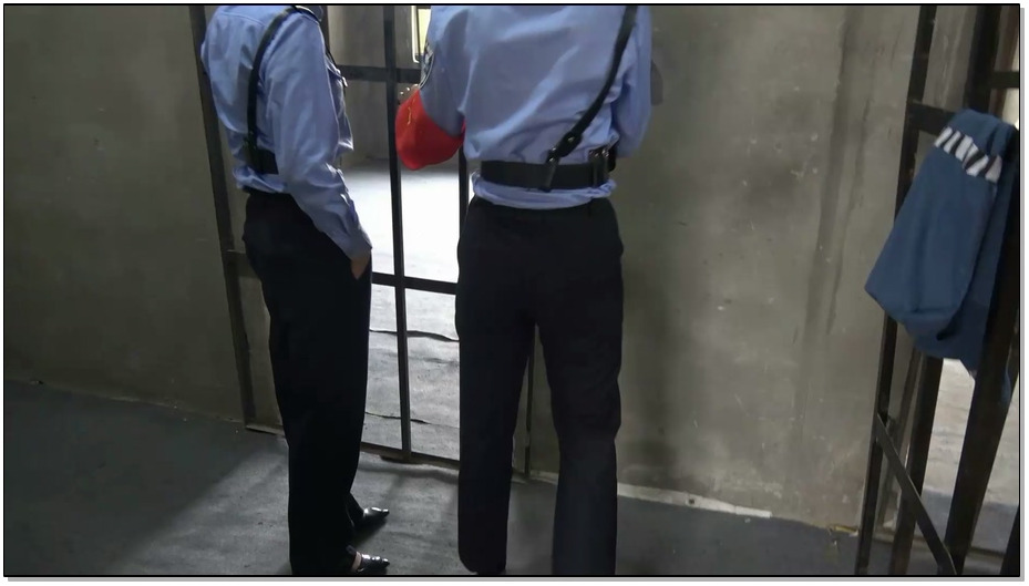 【MJ影视】女警审问毒贩夫妻上集 