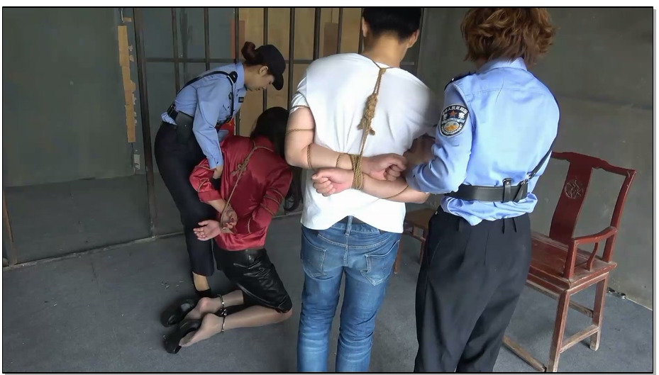【MJ影视】女警审问毒贩夫妻下集