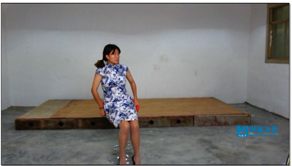 【MJ影视】梅红雪