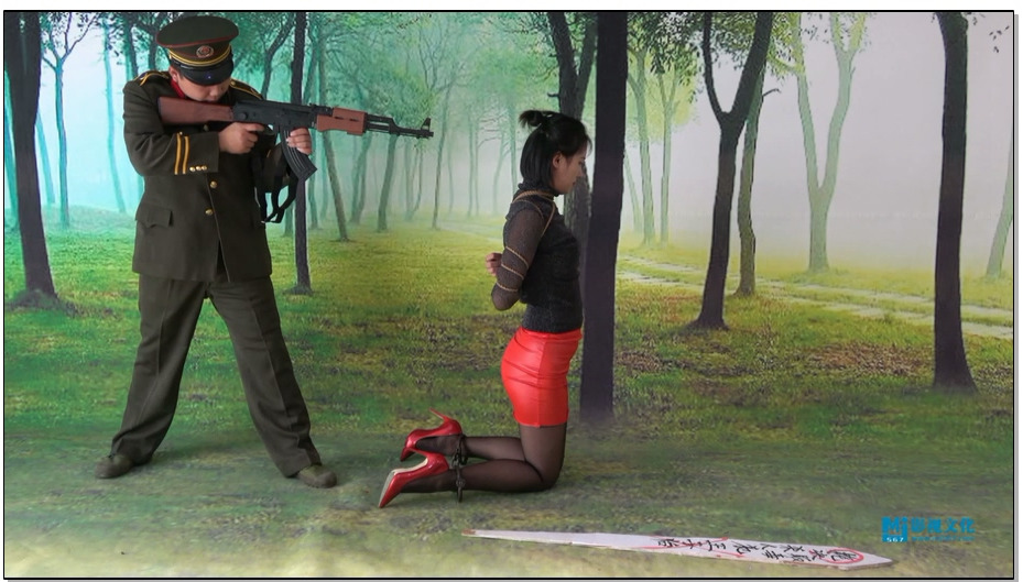 【MJ影视】杀人犯王子怡含会见室部分 