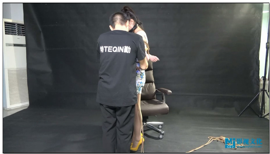 【MJ影视】苏冰倩嘞嘴棚拍