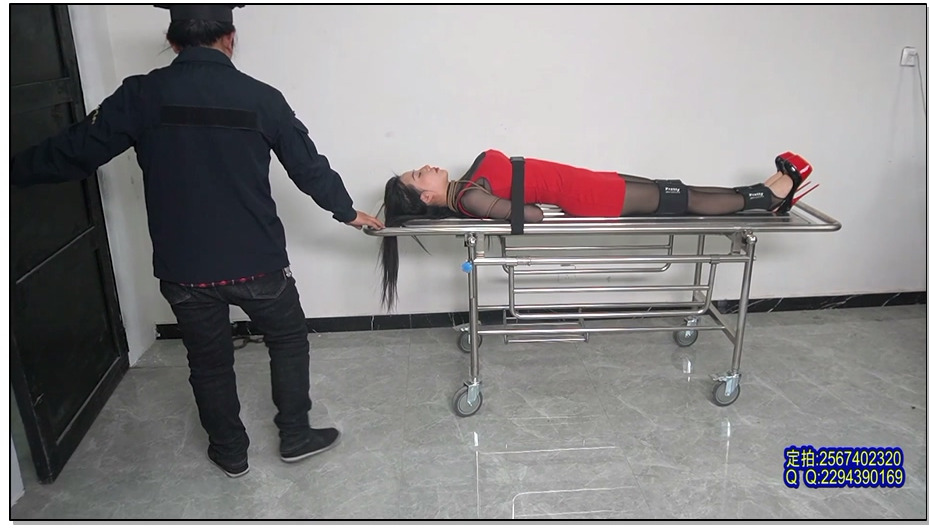 【MJ影视】裤裆走私 姿色美女苏冰倩利用[X_X]优势藏毒贩毒被现场取出数量巨大判处注射