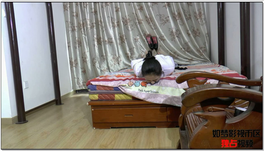 【美束映画】奇怪的微信 上集,卡哇伊女卧底初战就遇到了王牌杀手