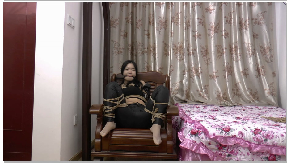 【美束映画】新模首映,女警之殇 上。美女警探落入罪犯之手,惨遭痒刑逼供