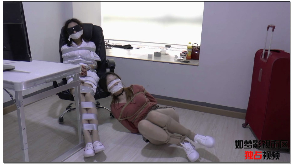 【美束映画】诊所惊魂上集，胆大包天的人贩子连诊所里的医生和护士都不放过