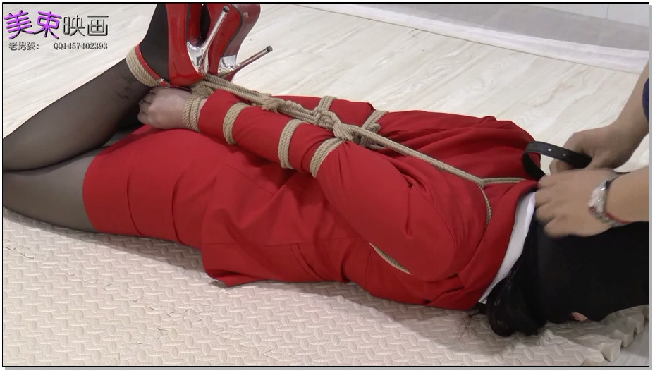 【美束映画】00后嫩模琪琪初试绳艺 小萝莉初次紧缚